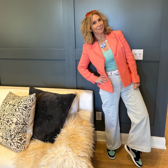 Meet your Posher, Leslie - Picture 5 of 16